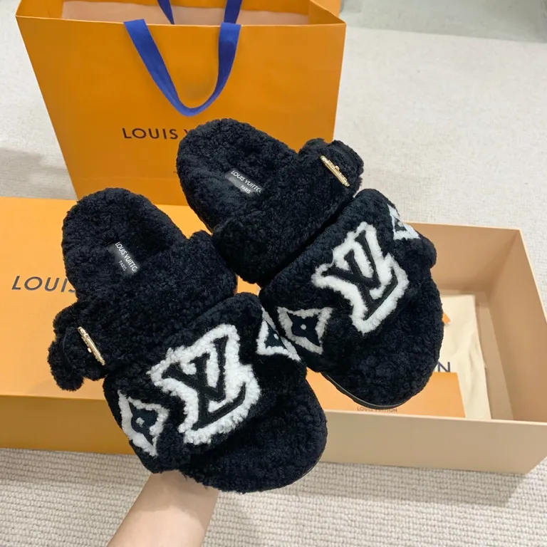 Louis Vuitton Shoe 